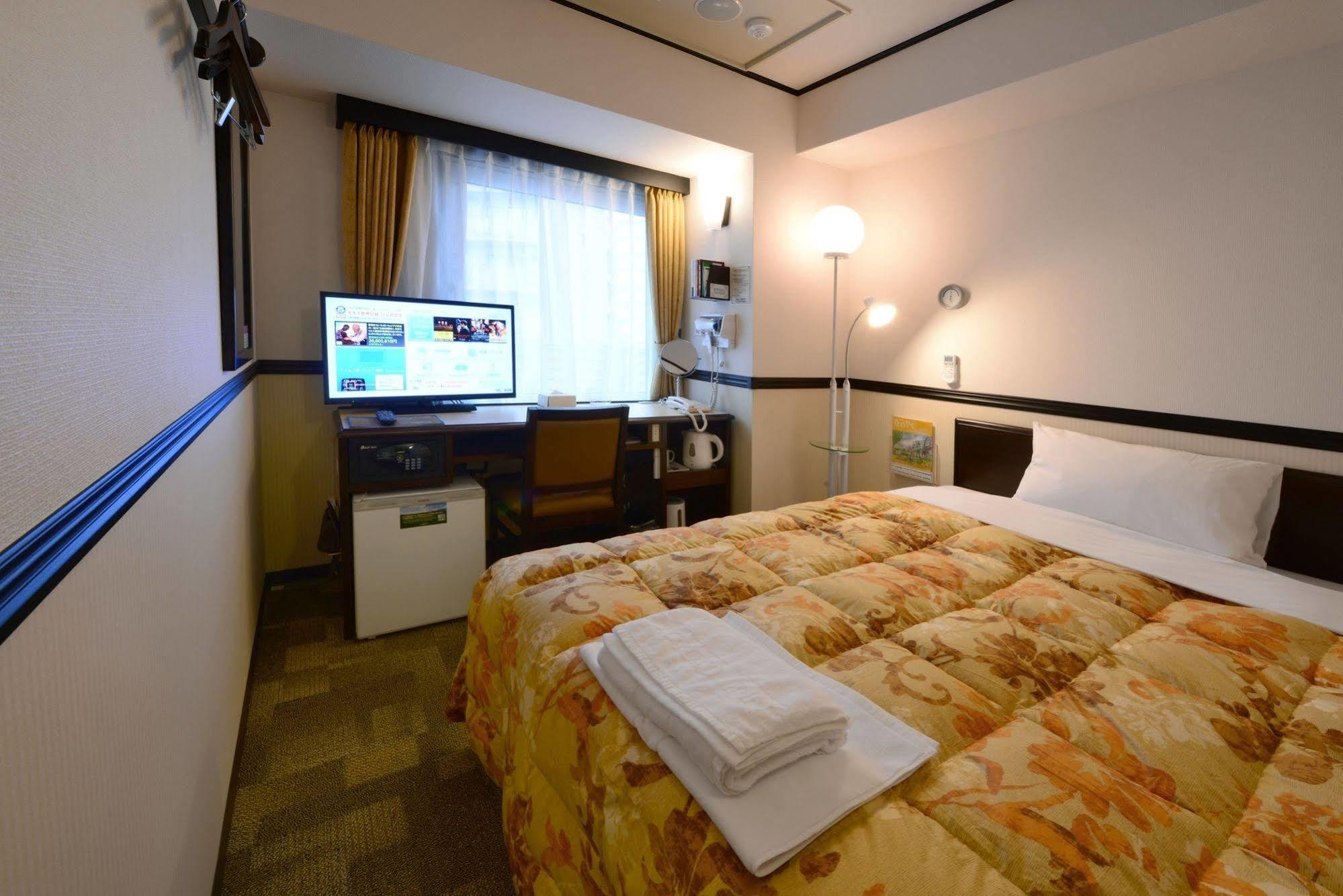 Toyoko Inn Aioi Eki Shinkansen Guchi Exterior foto